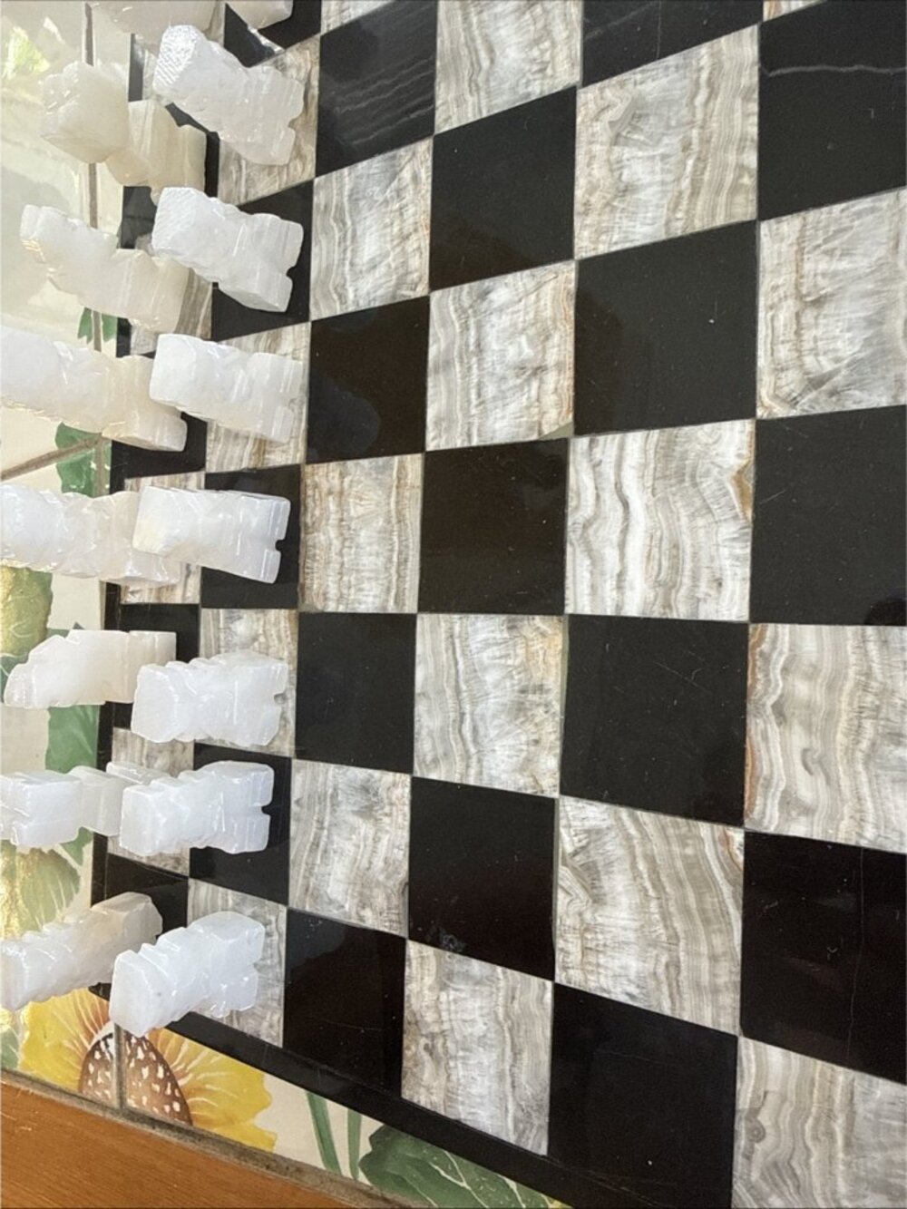 Vtg Carved White & Black Onyx Marble Stone Aztec Chess Set Board Complete 10 in - Picture 3 of 16
